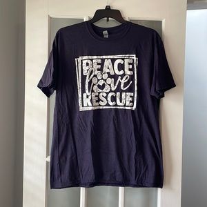Peace love rescue weathered T-shirt